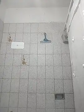 Snapshot of Auroraluna_- chatting on December 17, 7:42 pm Auroraluna - online show from December 17, 7:42 pm