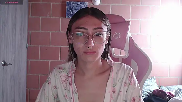 Andrea camilaaa online show from November 10, 1:32 pm