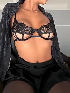 Snapshot of Minaaaa02 chatting on September 26, 1:59 pm Minaaaa02 online show from September 26, 1:59 pm