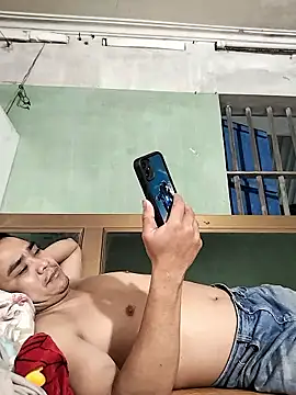 Snapshot of HoangNam20x chatting on September 28, 1:49 pm HoangNam20x online show from September 28, 1:49 pm