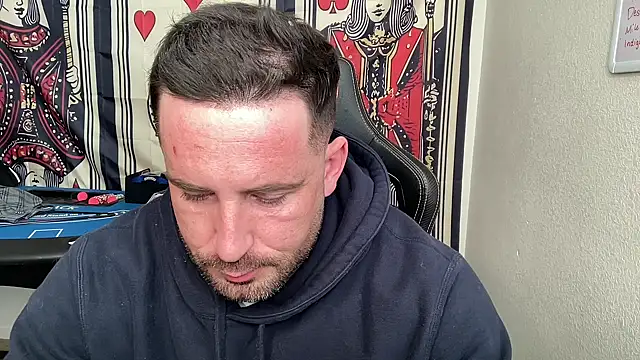 brettmycles28 online show from February 14, 6:48 pm