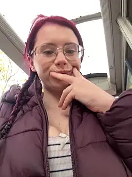 raen001 online show from November 18, 8:52 am