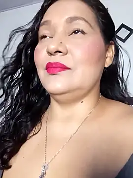 Laurasofia01 online show from October 2, 3:02 am