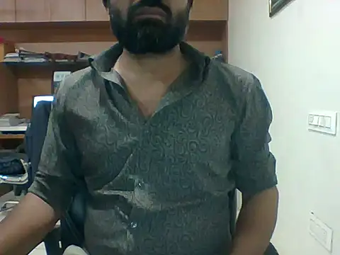 Snapshot of autophile-indian chatting on December 20, 7:37 am autophile-indian online show from December 20, 7:37 am