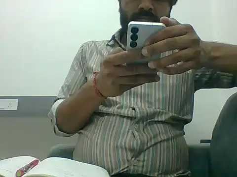 Snapshot of autophile-indian chatting on December 23, 6:22 am autophile-indian online show from December 23, 6:22 am