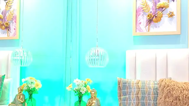 Snapshot of ZaraGold chatting on May 26, 11:01 pm ZaraGold online show from May 26, 11:01 pm