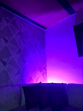 Snapshot of Alisse_taylor2 chatting on October 7, 12:24 pm Alisse taylor2 online show from October 7, 12:24 pm