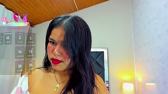 Snapshot of kittyy_babee chatting on October 10, 11:31 am kittyy babee online show from October 10, 11:31 am