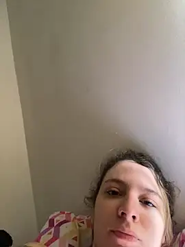 Snapshot of karla-thomsom10 chatting on November 22, 3:33 pm karla-thomsom10 online show from November 22, 3:33 pm