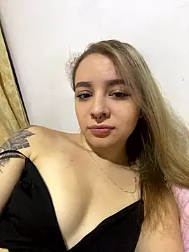 karla-thomsom10 online show from January 16, 6:34 pm