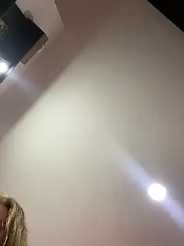 karla-thomsom10 online show from February 6, 7:17 pm