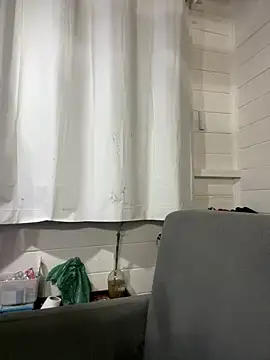 hannahhotwife online show from February 17, 9:10 pm