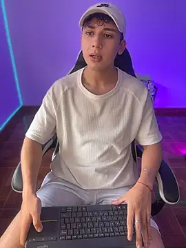 Casper   kyy online show from December 1, 5:51 pm