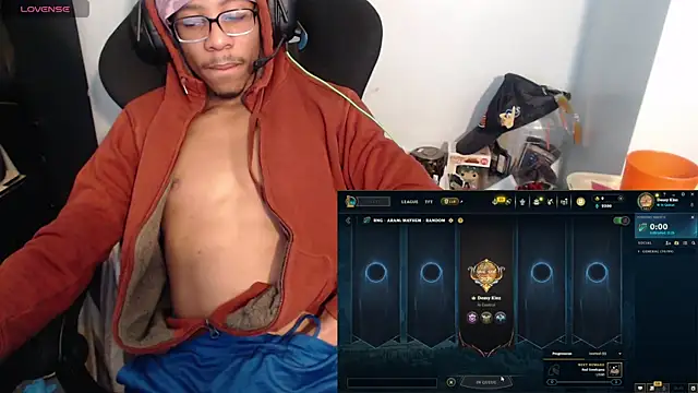 Mrlight1k online show from February 8, 5:44 am