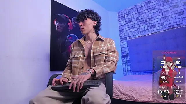 felix  star online show from October 3, 7:44 pm