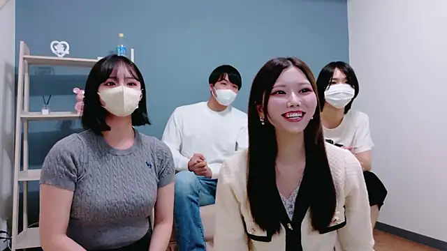 Reto-sama online show from October 13, 12:49 pm