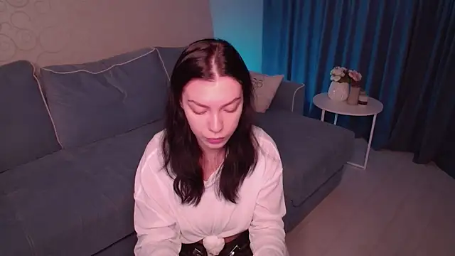 DianaMour online show from September 14, 4:00 am