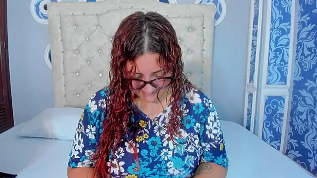 mishell lovely online show from December 22, 1:19 pm