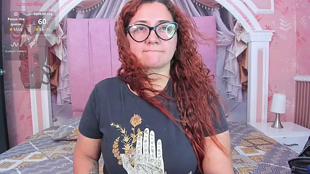 mishell lovely online show from January 10, 1:02 pm