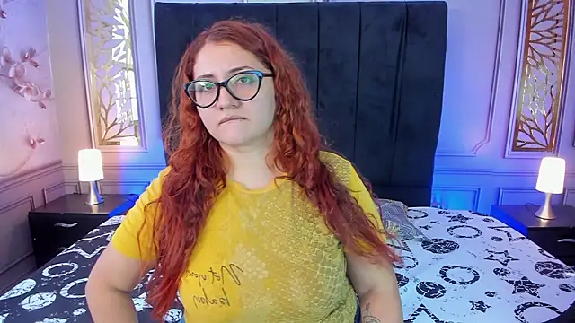 Snapshot of mishell_lovely chatting on February 20, 12:38 pm mishell lovely online show from February 20, 12:38 pm