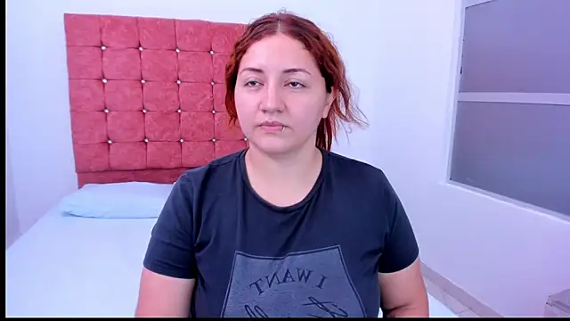 Snapshot of mishell_lovely chatting on February 23, 12:24 pm mishell lovely online show from February 23, 12:24 pm