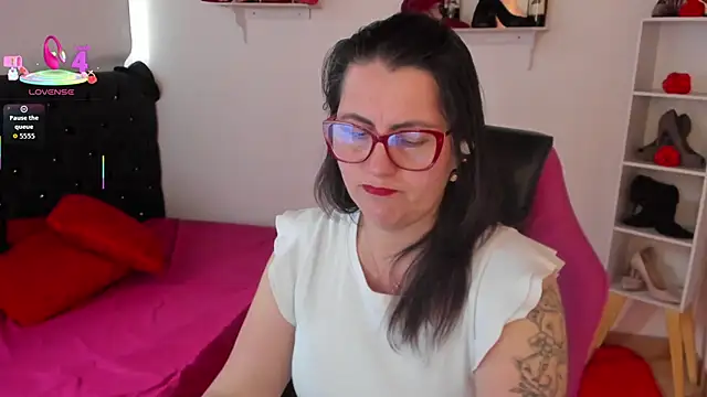 Snapshot of D_Martii chatting on September 15, 12:38 pm D Martii online show from September 15, 12:38 pm