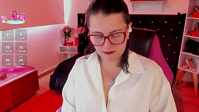 Snapshot of D_Martii chatting on September 26, 1:59 pm D Martii online show from September 26, 1:59 pm