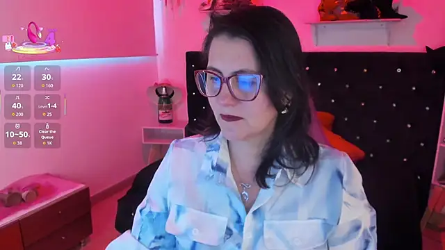 Snapshot of D_Martii chatting on September 30, 12:21 pm D Martii online show from September 30, 12:21 pm