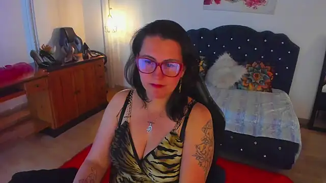 Snapshot of D_Martii chatting on October 14, 2:07 pm D Martii online show from October 14, 2:07 pm