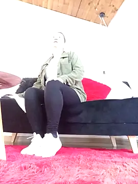 Snapshot of D_Martii chatting on October 25, 12:56 pm D Martii online show from October 25, 12:56 pm