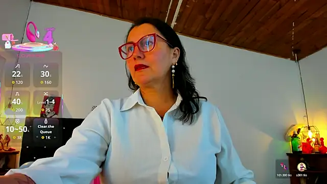 Snapshot of D_Martii chatting on November 6, 2:18 pm D Martii online show from November 6, 2:18 pm