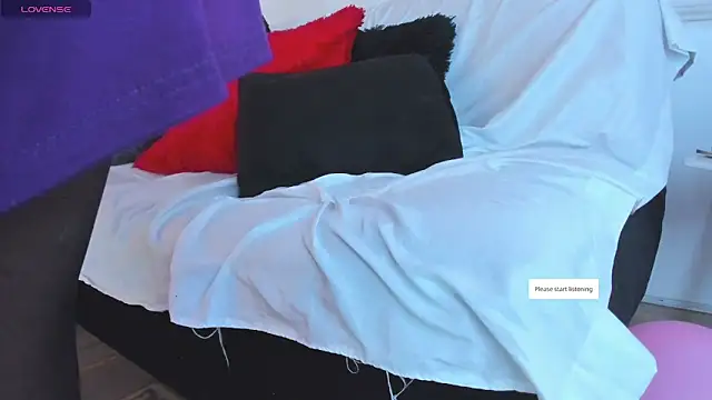 Snapshot of D_Martii chatting on November 16, 12:22 pm D Martii online show from November 16, 12:22 pm