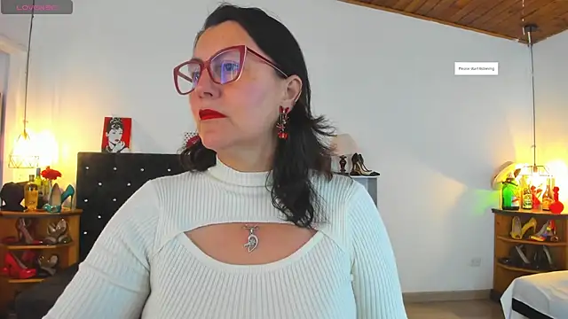 Snapshot of D_Martii chatting on November 22, 12:26 pm D Martii online show from November 22, 12:26 pm