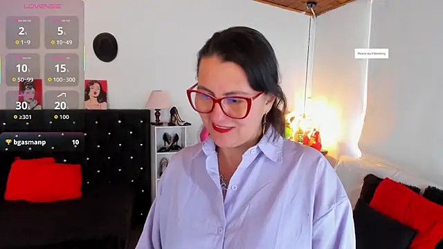 Snapshot of D_Martii chatting on November 27, 2:19 pm D Martii online show from November 27, 2:19 pm