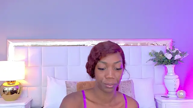 MadeleineHocker online show from December 4, 2:26 pm