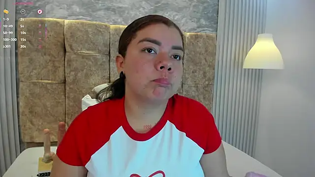 leilapons online show from January 7, 5:15 pm