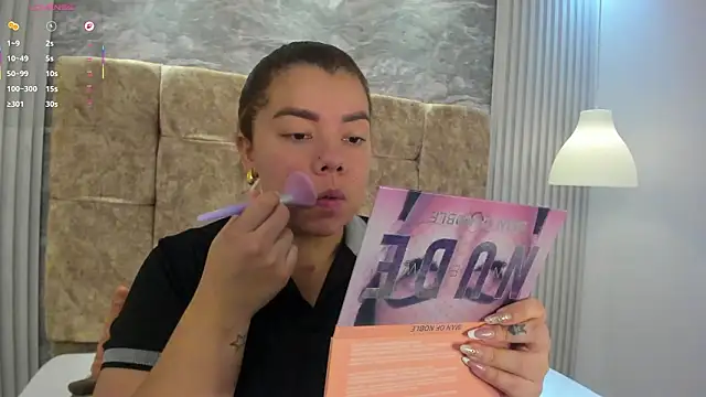 leilapons online show from January 14, 5:40 pm