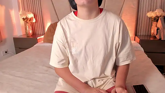 Snapshot of Rachell_Jamess chatting on September 24, 3:54 am Rachell Jamess online show from September 24, 3:54 am