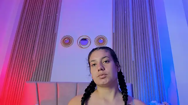 Snapshot of Rachell_Jamess chatting on October 31, 3:40 am Rachell Jamess online show from October 31, 3:40 am