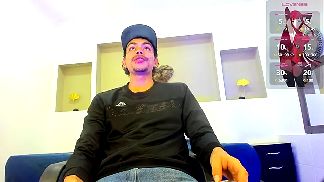 Snapshot of Tommy_kurtt chatting on November 6, 11:33 am Tommy kurtt online show from November 6, 11:33 am