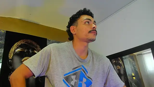 Snapshot of Tommy_kurtt chatting on November 28, 8:22 pm Tommy kurtt online show from November 28, 8:22 pm