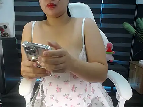 NANA 199k online show from November 16, 7:03 am