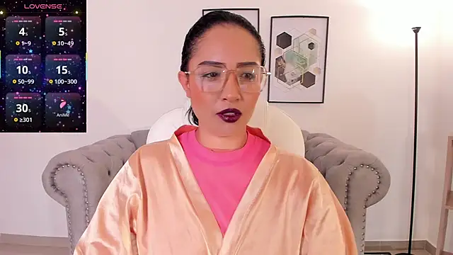 Sharon breezee online show from December 17, 4:51 am