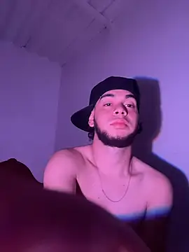 enzo vittale03  online show from February 15, 5:04 am