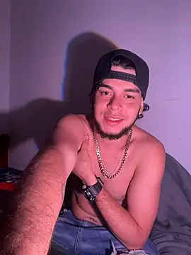 enzo vittale03  online show from February 18, 3:46 am