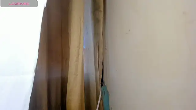 Snapshot of Vanessa_Jenner chatting on June 24, 1:21 pm Vanessa Jenner online show from June 24, 1:21 pm