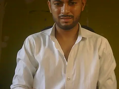 ursdreamperson online show from July 22, 1:14 pm