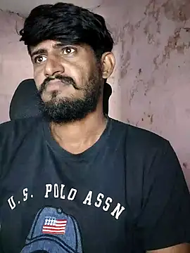 Snapshot of krishjaat43 chatting on October 2, 4:19 am krishjaat43 online show from October 2, 4:19 am