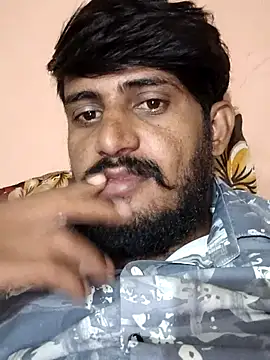 Snapshot of krishjaat43 chatting on October 5, 6:12 am krishjaat43 online show from October 5, 6:12 am