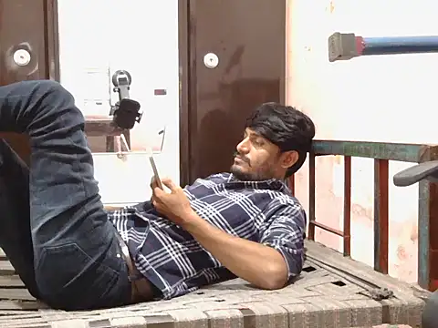 Snapshot of krishjaat43 chatting on October 30, 4:08 pm krishjaat43 online show from October 30, 4:08 pm